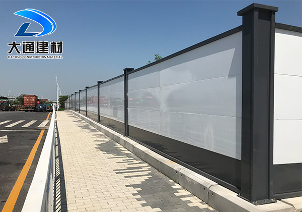工地施工圍擋如何選擇？哪里的廠家更好呢